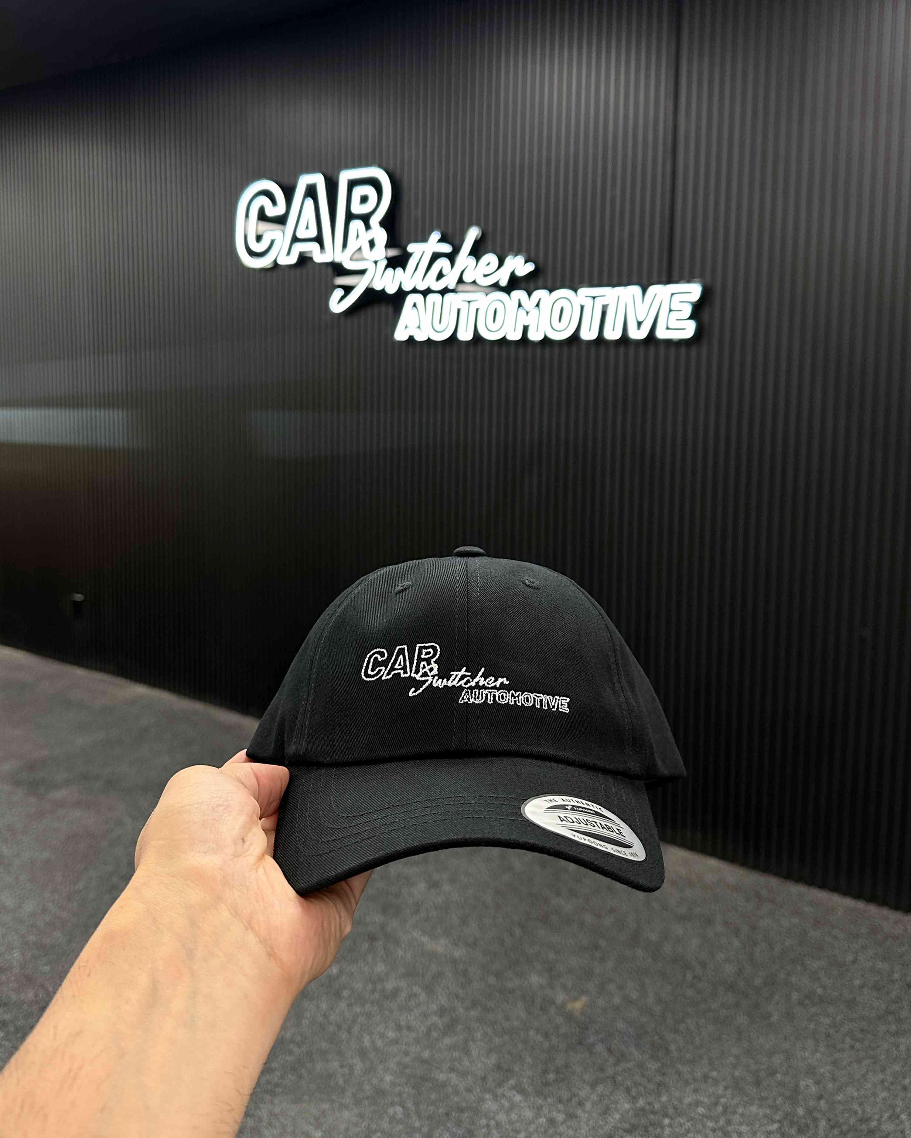 Car Switcher Automotive — Impression + Broderie sur T-shirts, hoodies, casquettes, tuques, Montréal