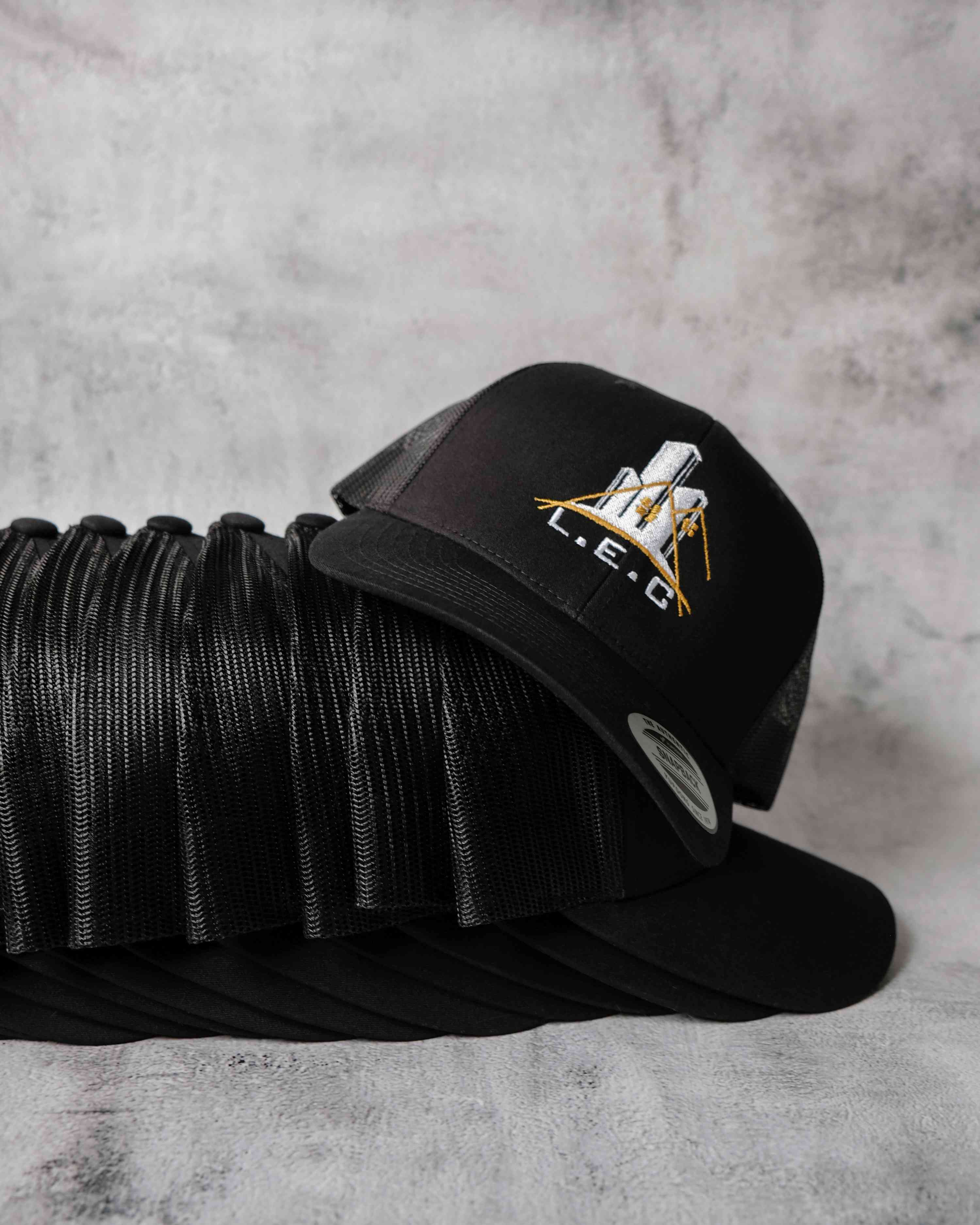 L.E.C Construction — Casquettes — Broderie, détail 4