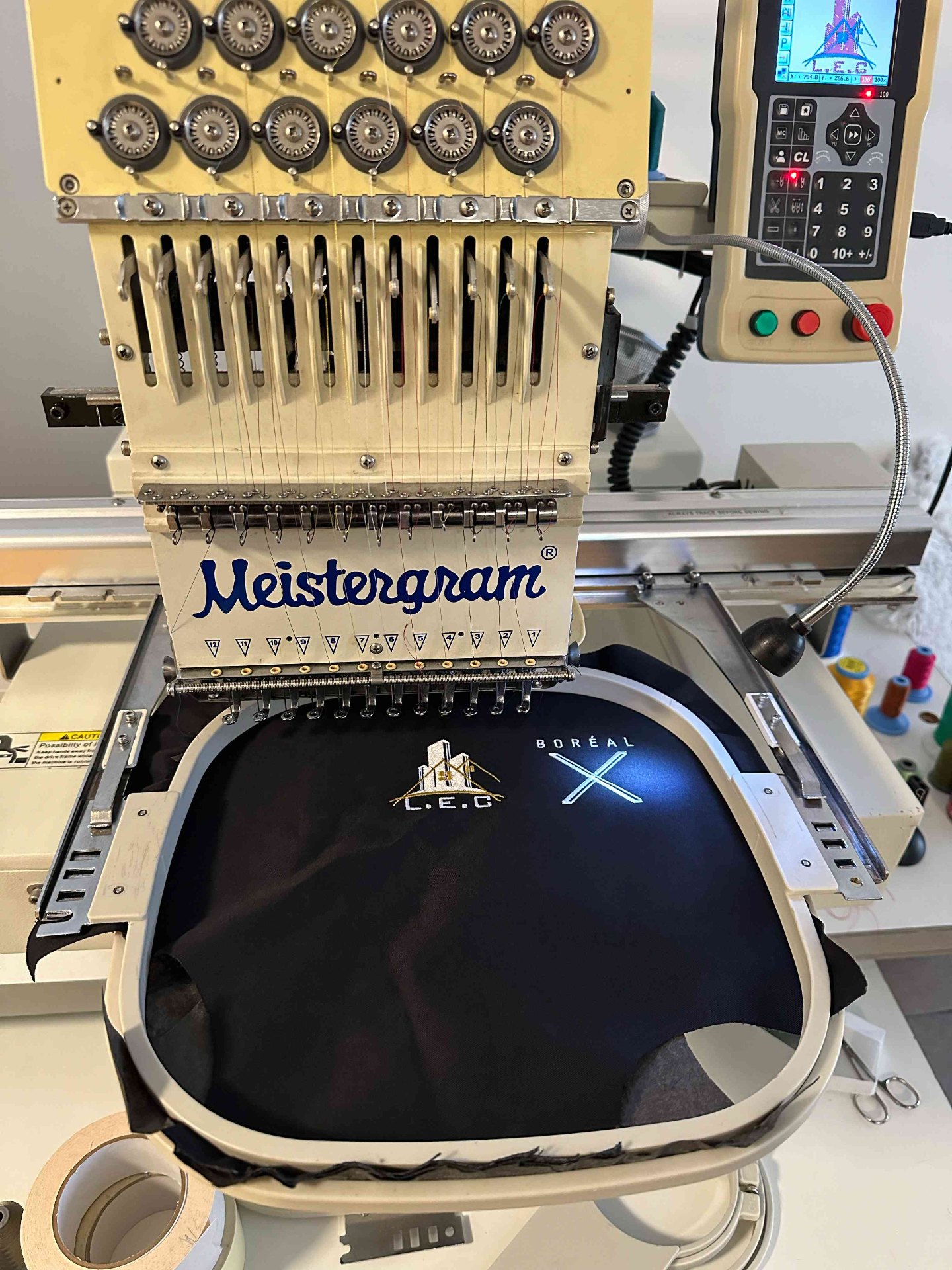 Machine à broder Meistergram — atelier ORIGAMI