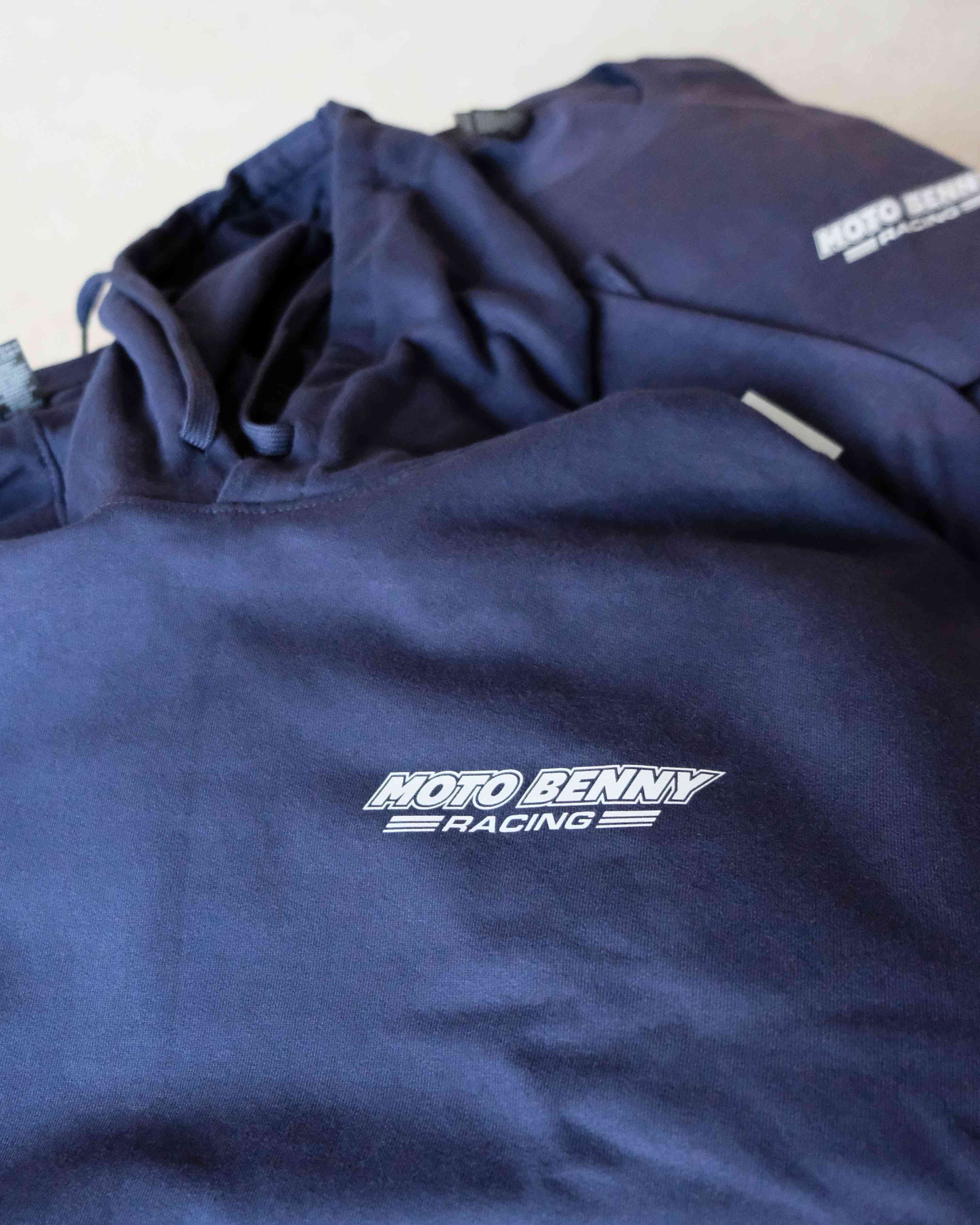 Moto Benny Racing — Impression + Broderie, détail 5