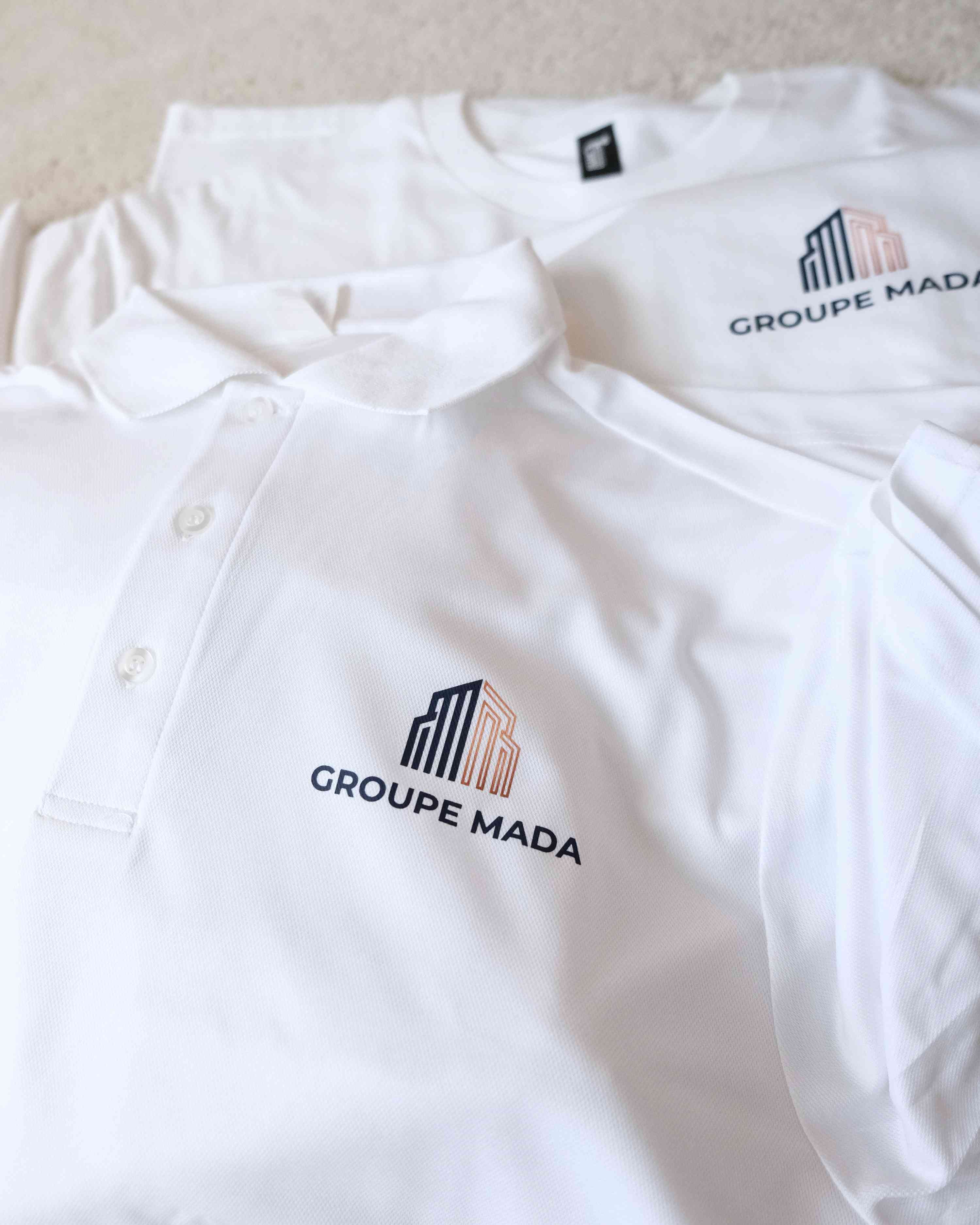 Groupe MADA — Impression sur T-shirts, polos, Rive-Nord